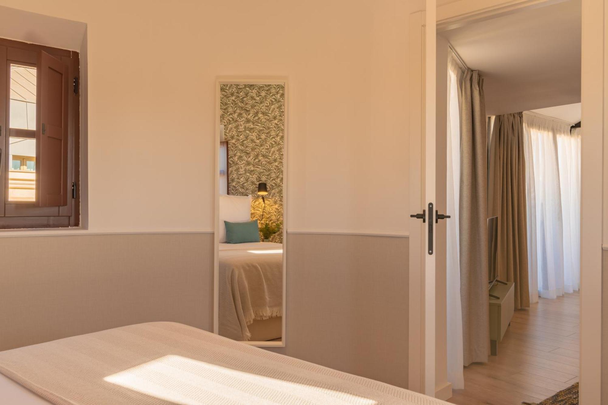 Feelathome Atarazanas Apartments Màlaga Exteriér fotografie