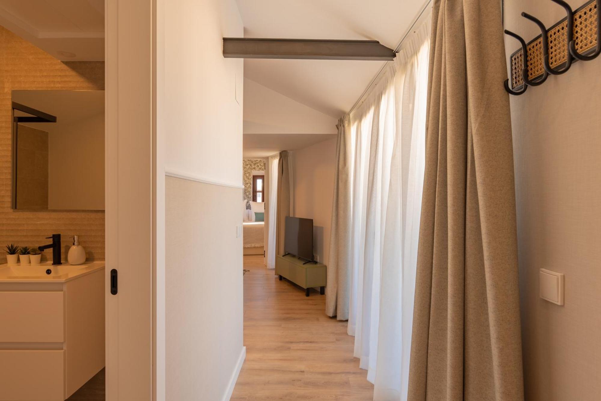 Feelathome Atarazanas Apartments Màlaga Exteriér fotografie